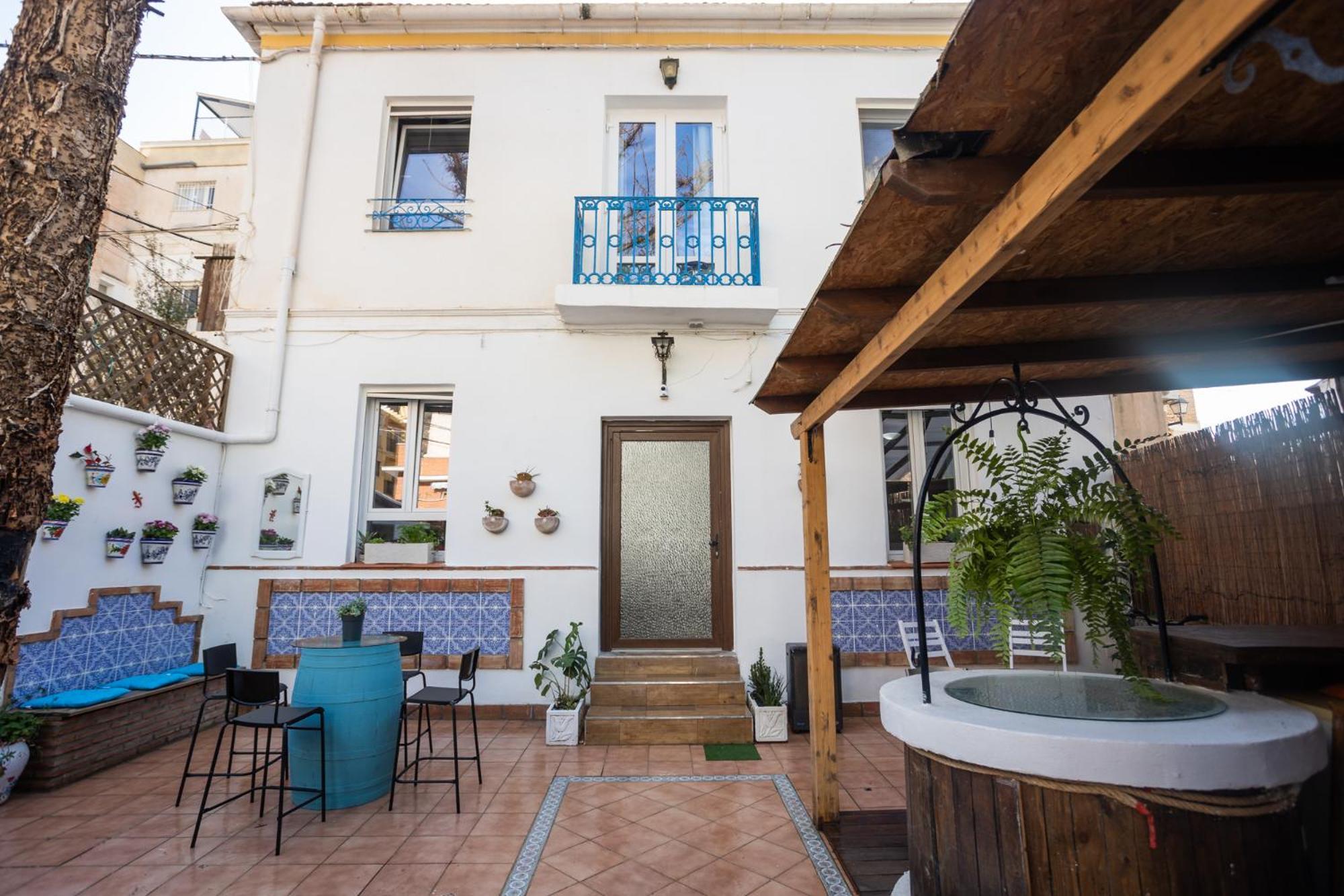 Naim Guest House Malaga Centro Екстериор снимка