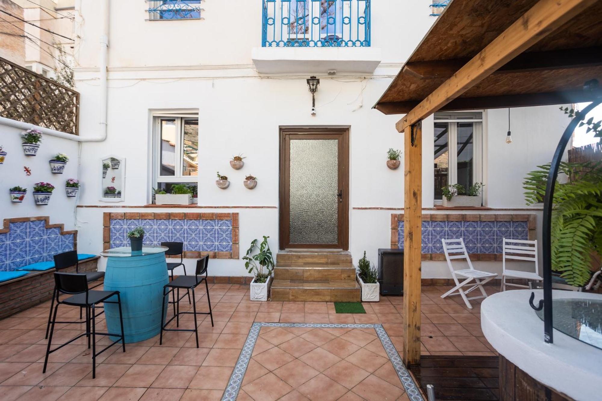 Naim Guest House Malaga Centro Екстериор снимка