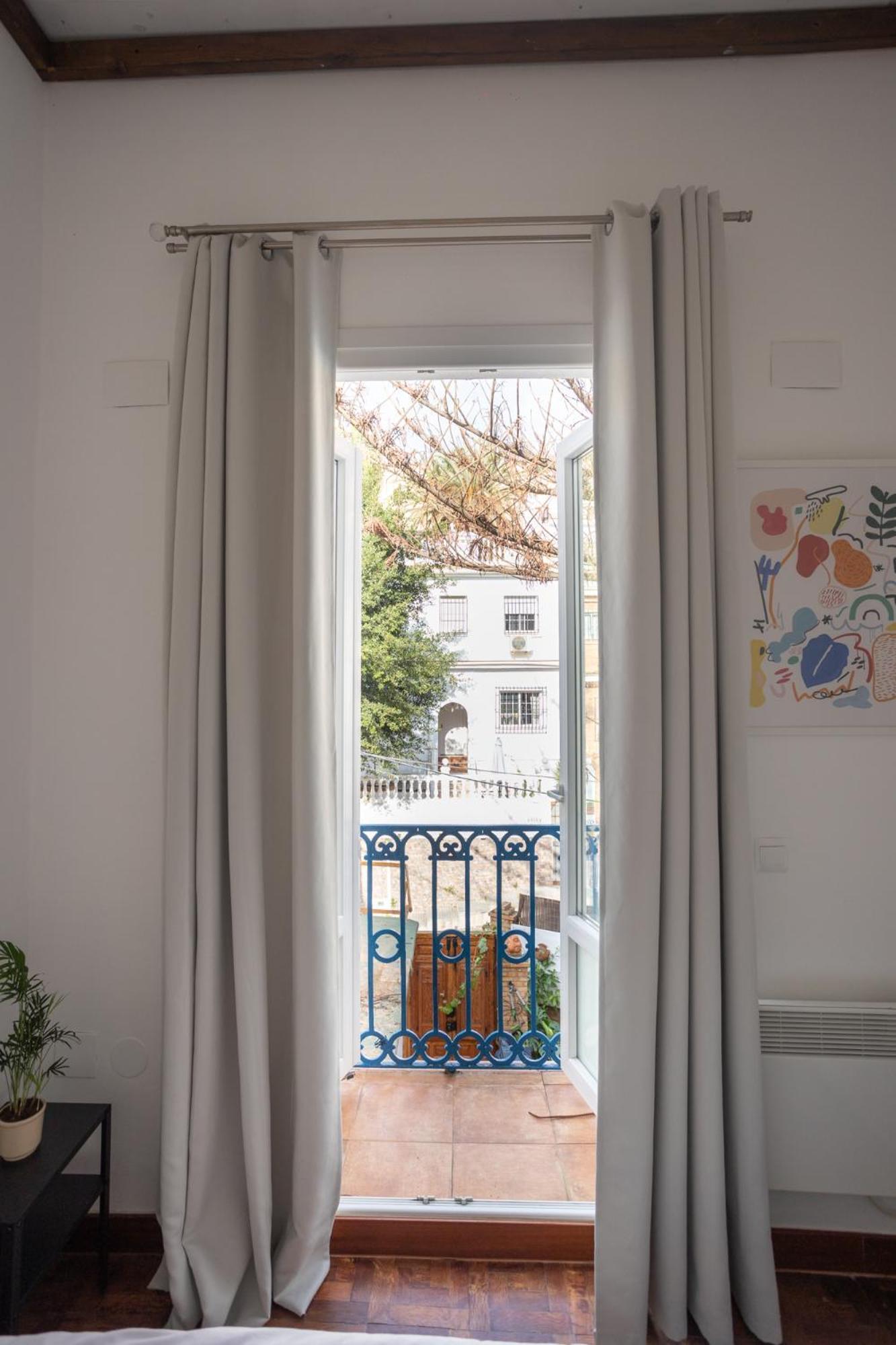 Naim Guest House Malaga Centro Екстериор снимка