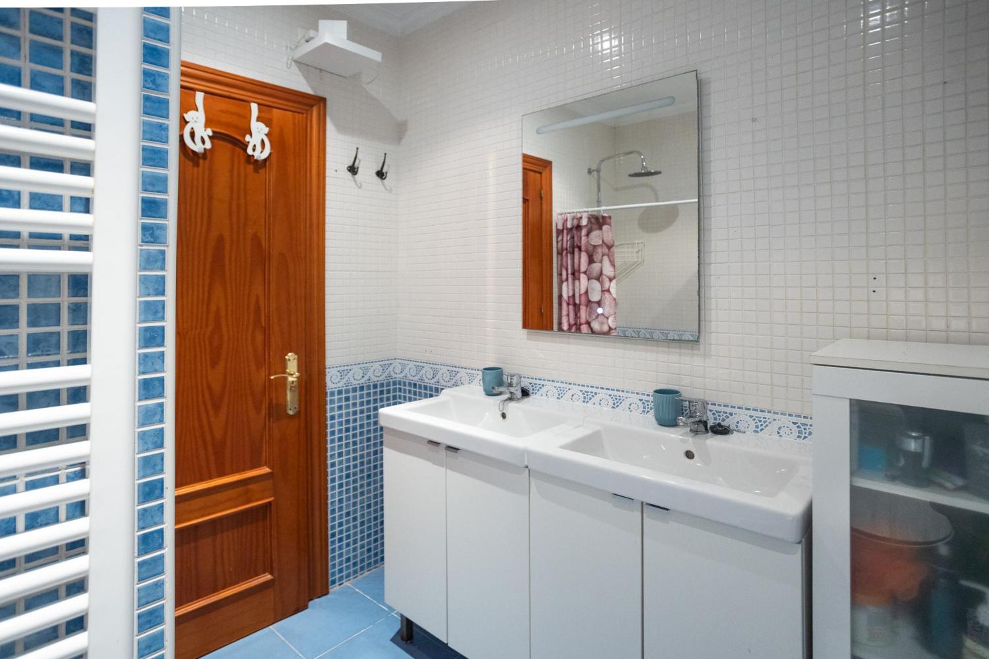 Naim Guest House Malaga Centro Екстериор снимка