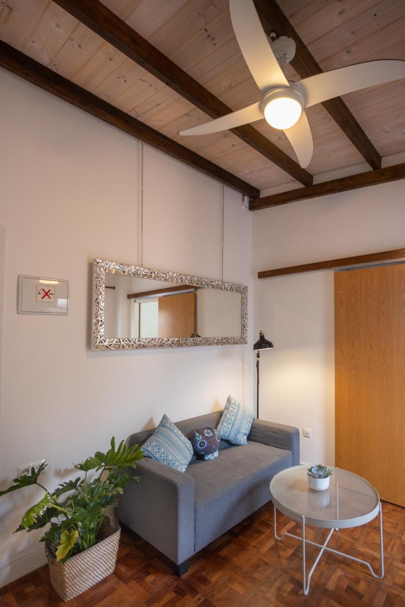 Naim Guest House Malaga Centro Екстериор снимка