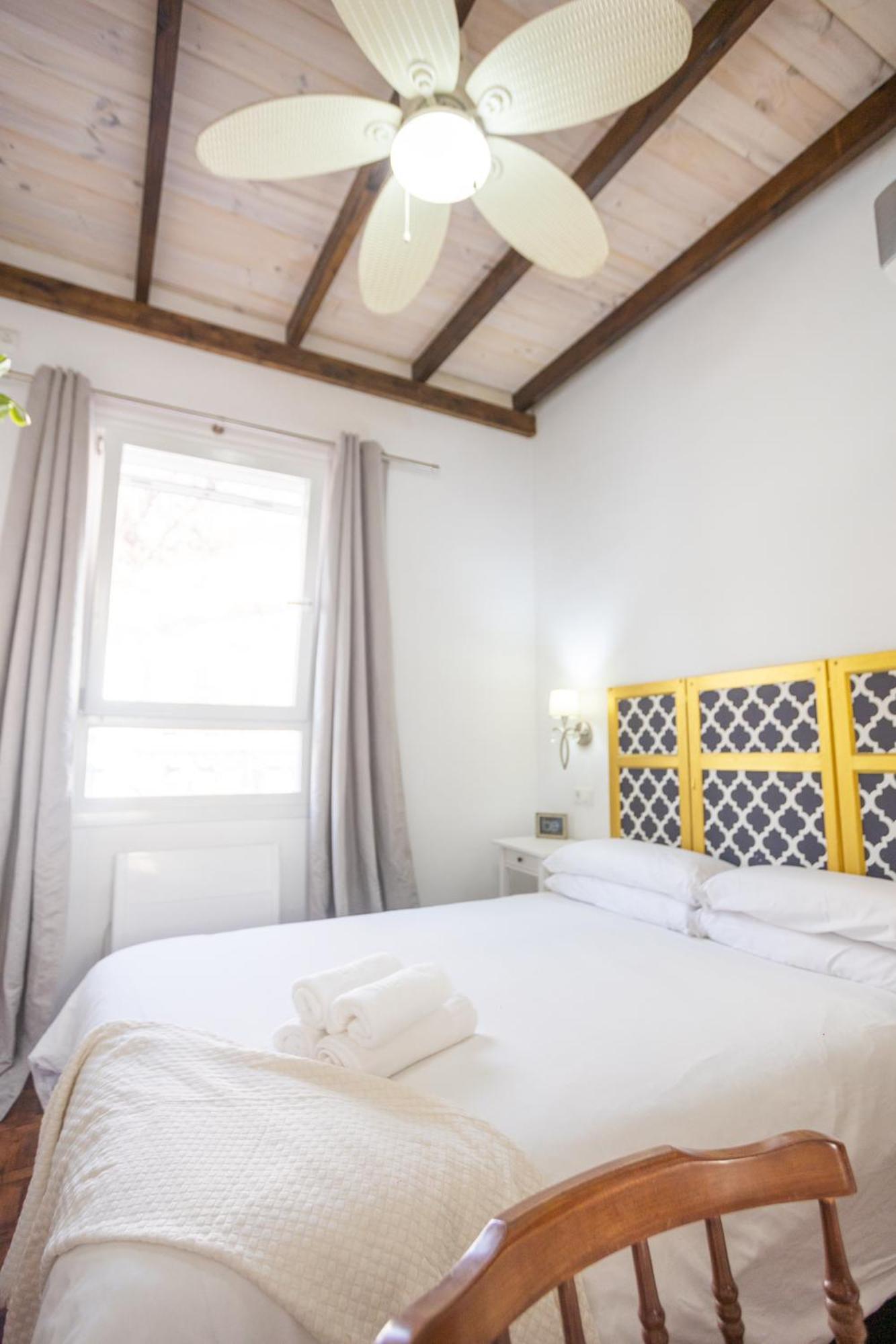 Naim Guest House Malaga Centro Екстериор снимка