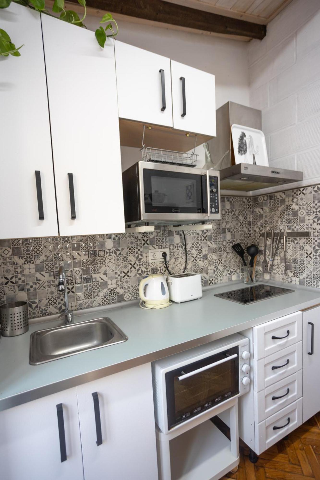 Naim Guest House Malaga Centro Екстериор снимка