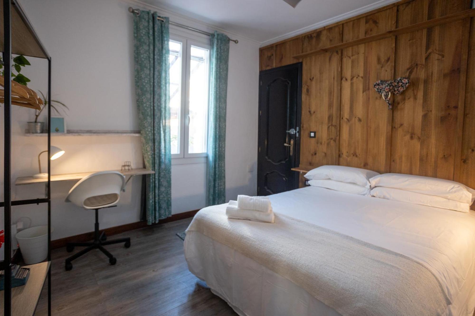 Naim Guest House Malaga Centro Екстериор снимка