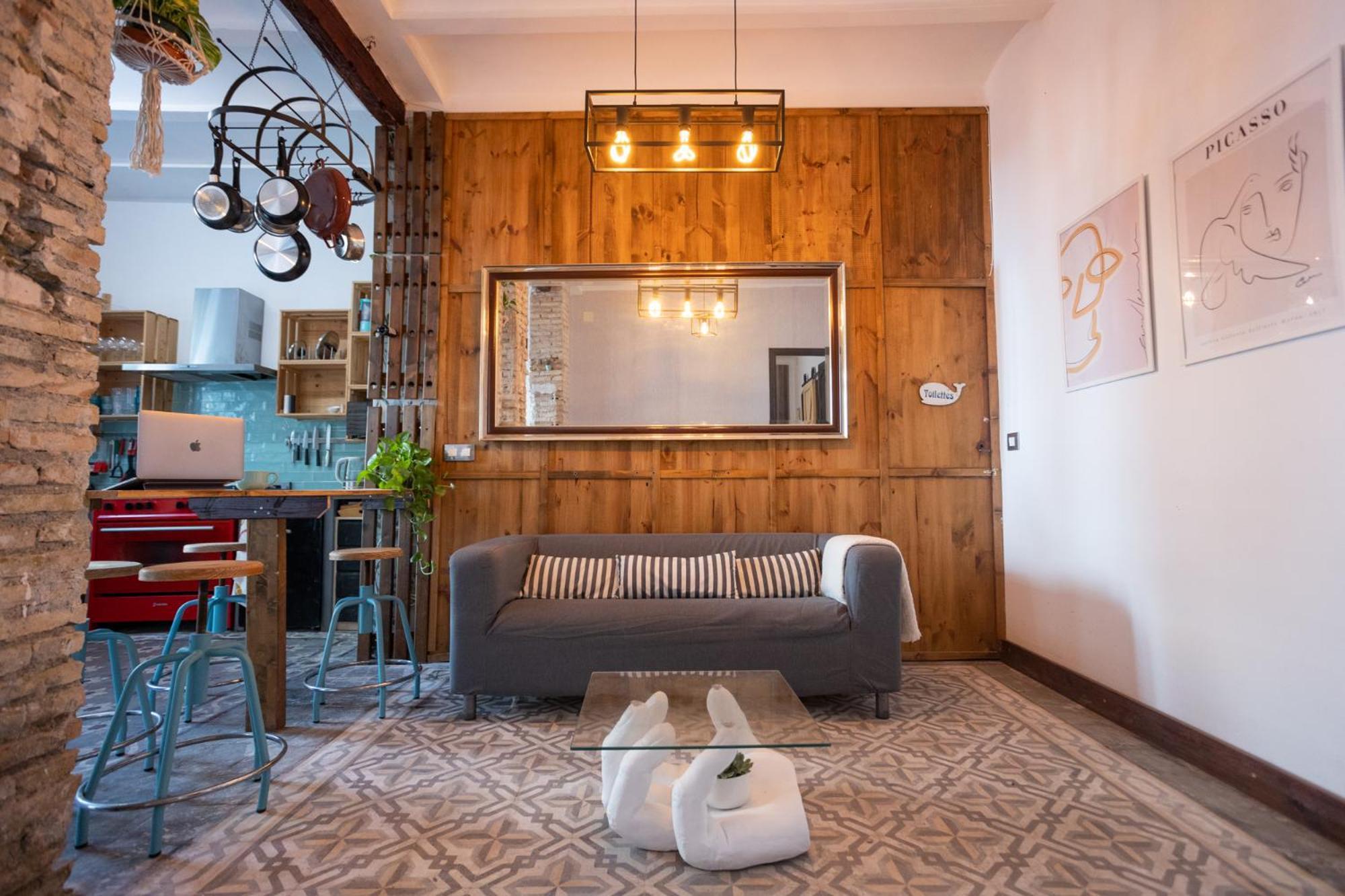 Naim Guest House Malaga Centro Екстериор снимка